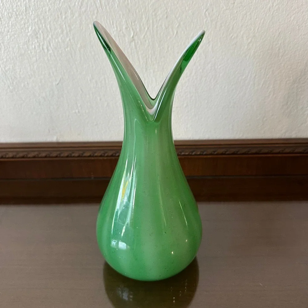 Vintage Green Cased Art Glass Vase Murano Style Pulled Wing Rim 10'' Mid Century